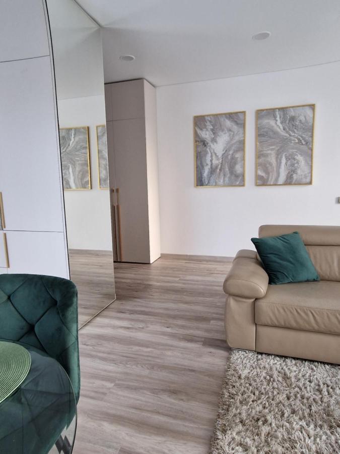 Life Story Appartement Kaunas Buitenkant foto